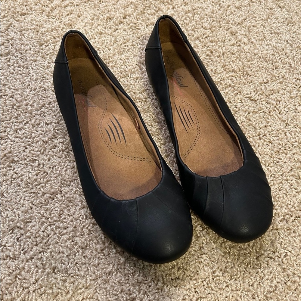 Natural Soul Black Flats All Thur Comfort Size 7.5